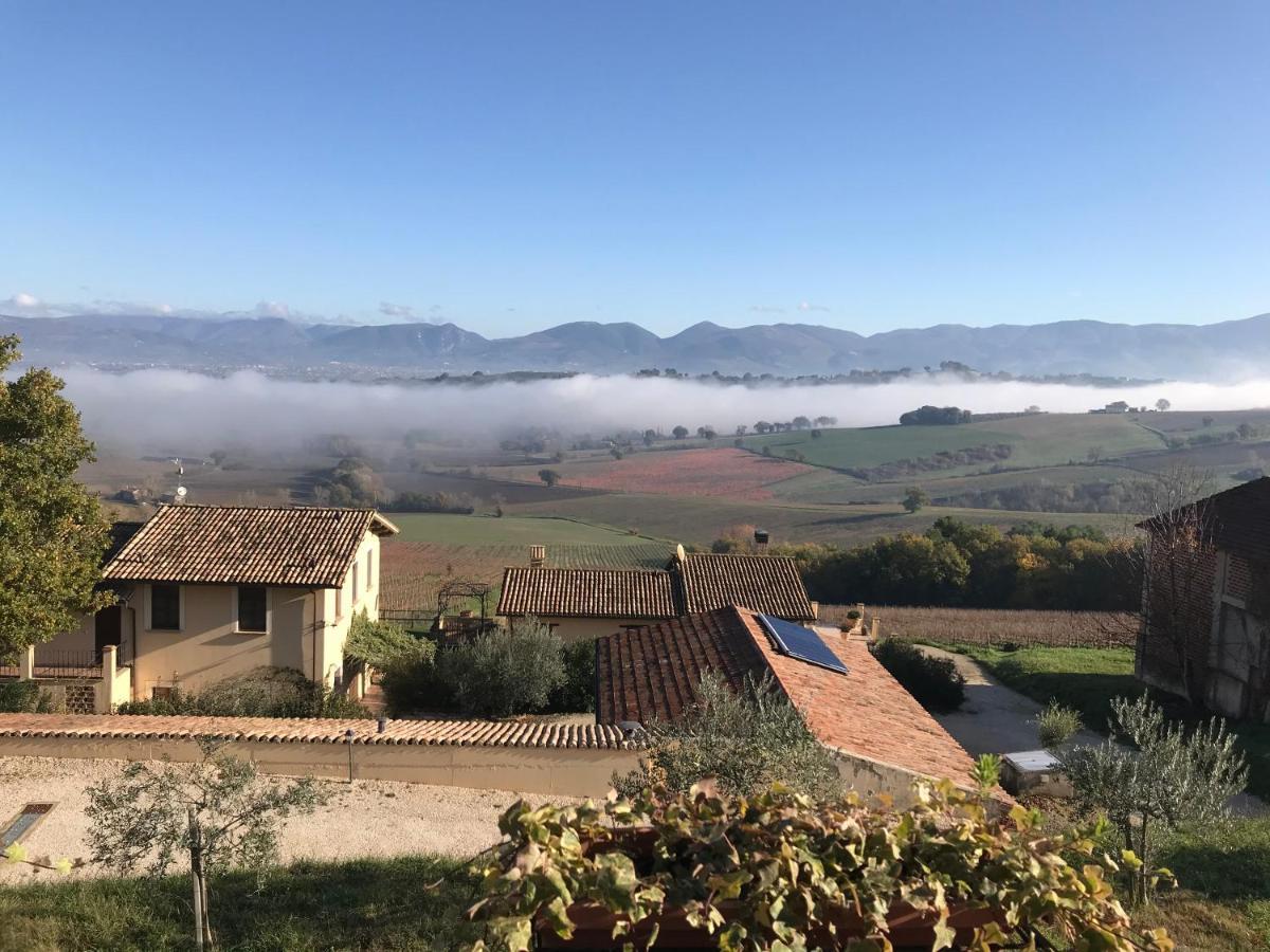 Genius Loci Country Inn Bevagna Bagian luar foto
