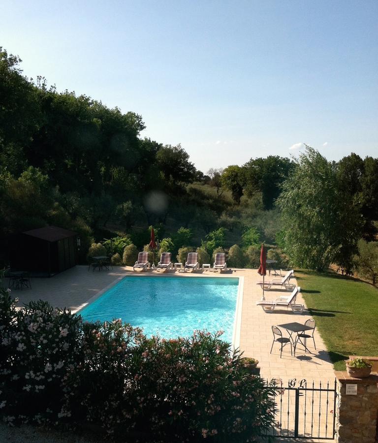 Genius Loci Country Inn Bevagna Bagian luar foto