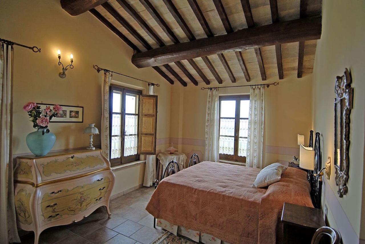 Genius Loci Country Inn Bevagna Bagian luar foto