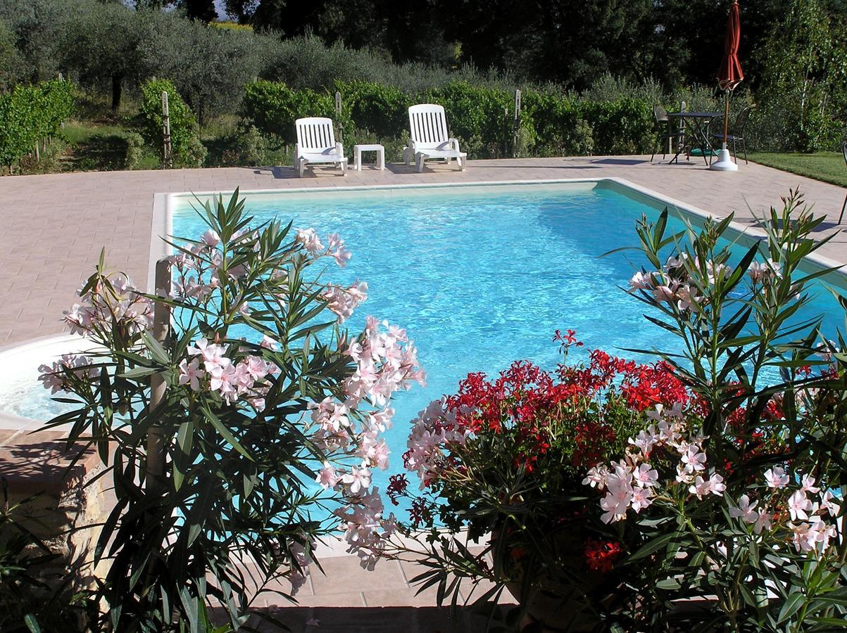 Genius Loci Country Inn Bevagna Bagian luar foto